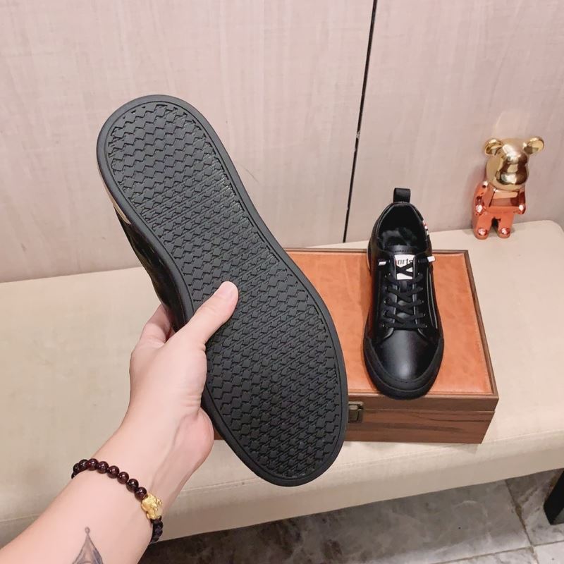 Gucci Low Shoes